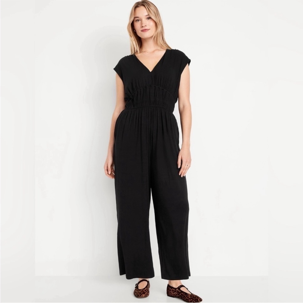 NWT! Old Navy Black Waist-Defined Wide-Leg Jumpsuit - Multiple Sizes 🎺